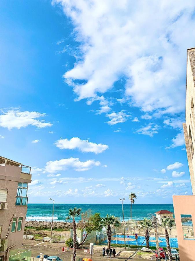 Beach Place Apartments Хайфа Екстериор снимка