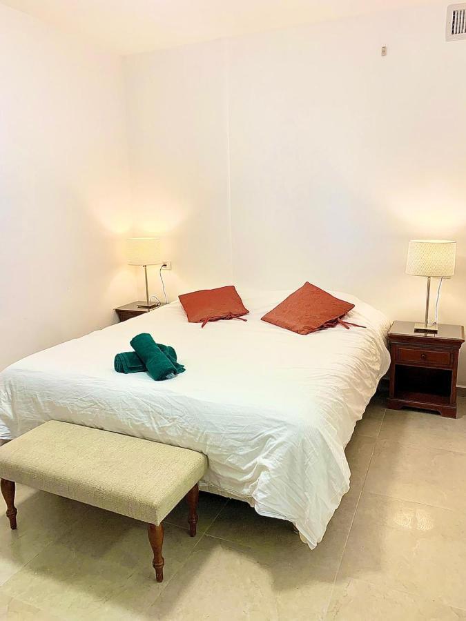 Beach Place Apartments Хайфа Екстериор снимка