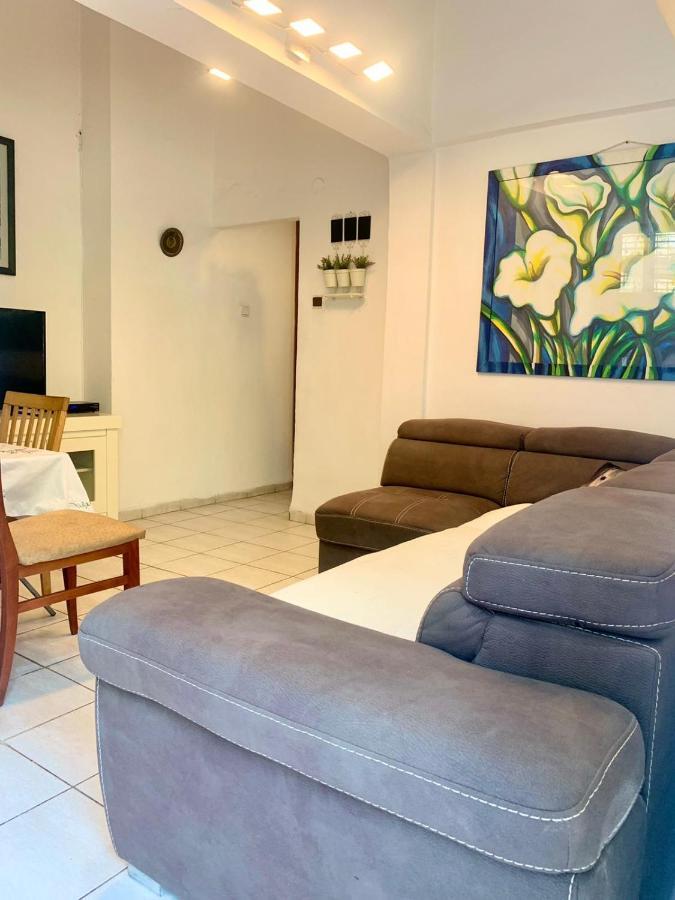 Beach Place Apartments Хайфа Екстериор снимка