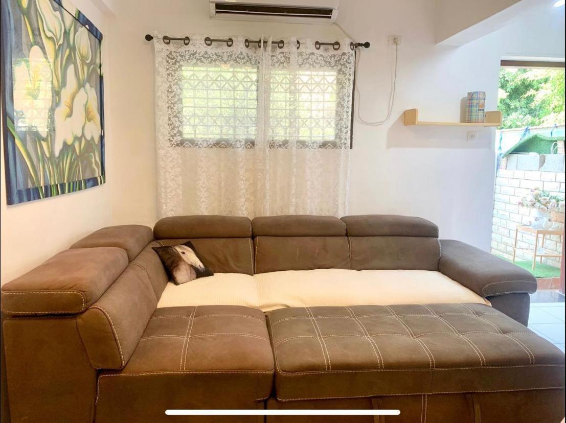 Beach Place Apartments Хайфа Екстериор снимка